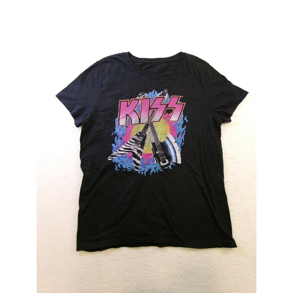 KISS Band Graphic T-Shirt Mens Small Black Rock Music Guitars Blue Flames Cotton